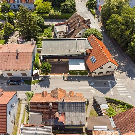 Bugabu Ljubljana Appartement Buitenkant foto
